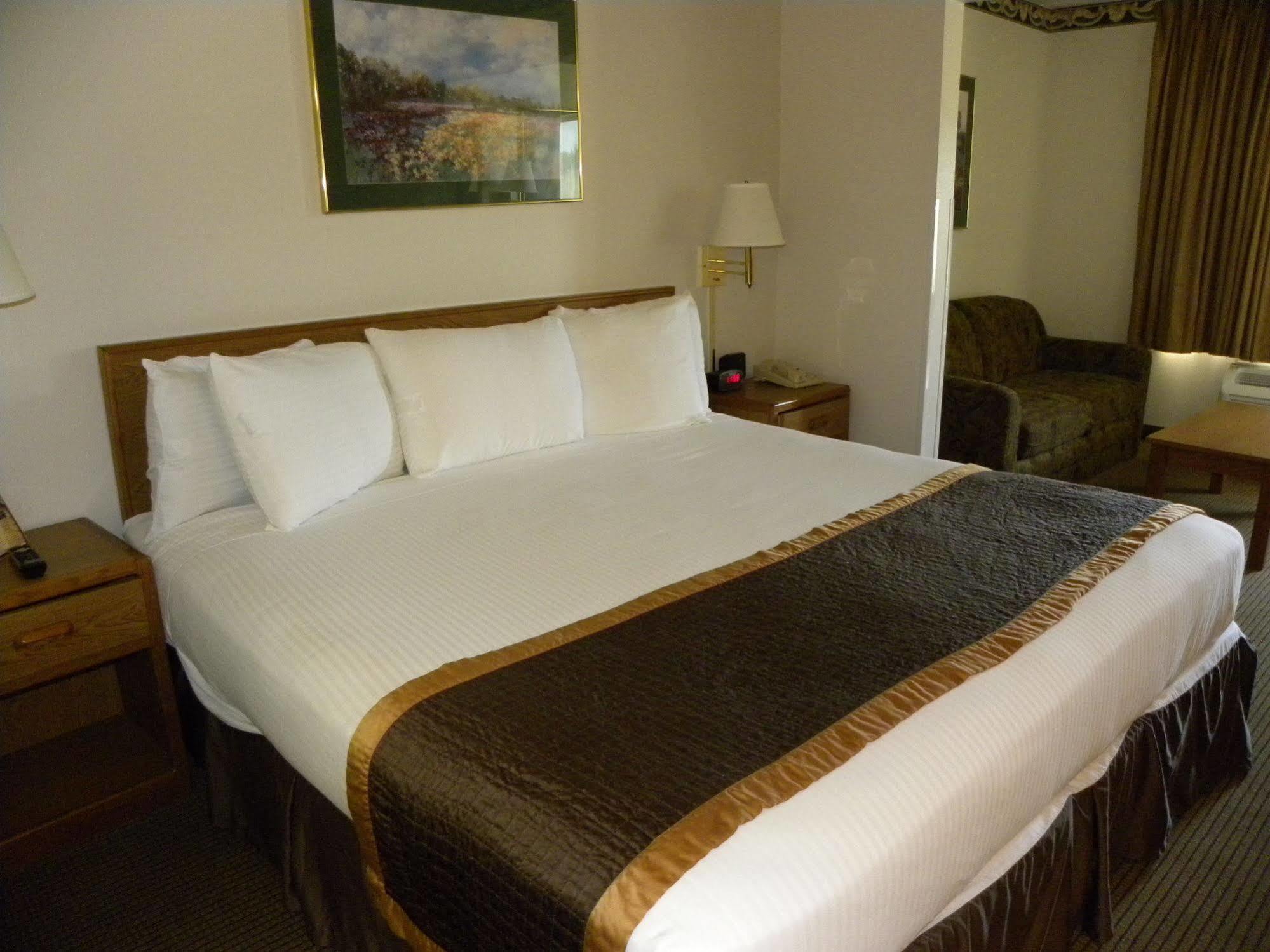 New Victorian Inn & Suites Lincoln Exterior foto